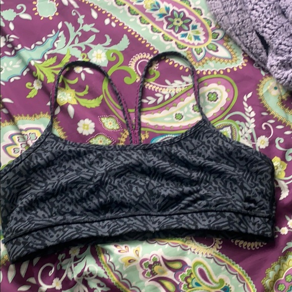 Lulu lemon sports bra - Picture 1 of 2